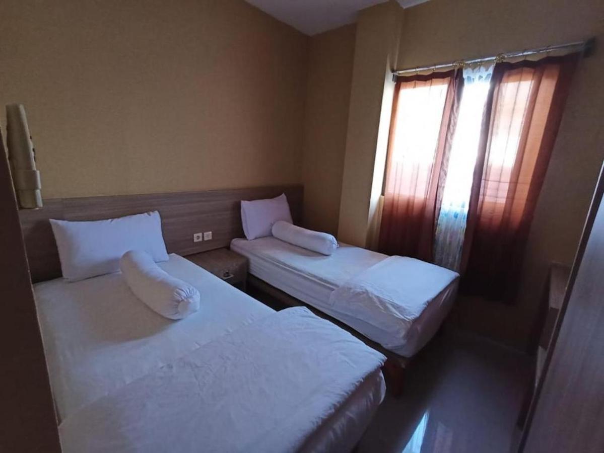 Mess Mt Haryono Motel Sampit Exterior foto
